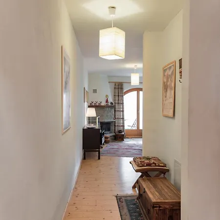 Chesa Filia - La Punt-Chamues-ch